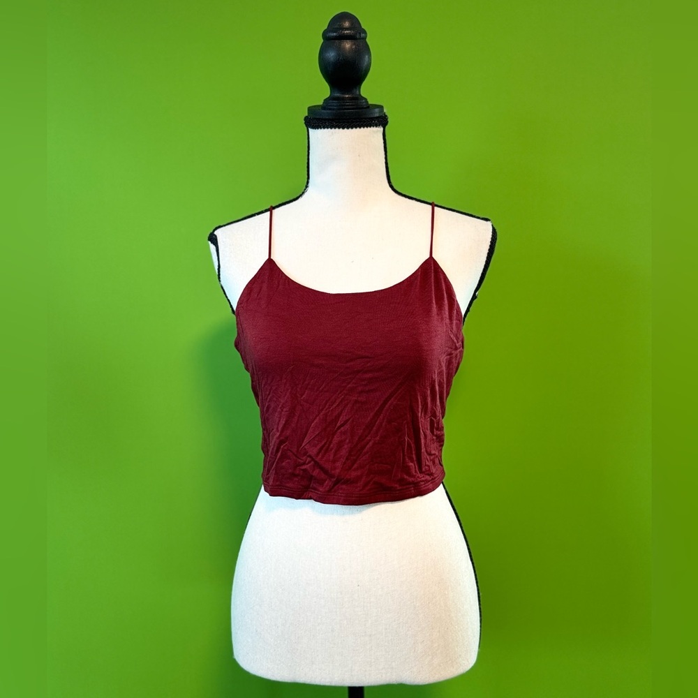 Crop tank top with tags